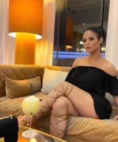 Mariam +971581338939