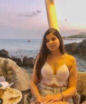 Fariha +971544539316