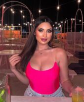 Selianne +971581338939