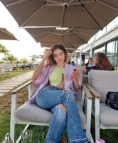 Elisanne +971581338939