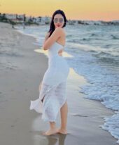 Kamalini +971522688701